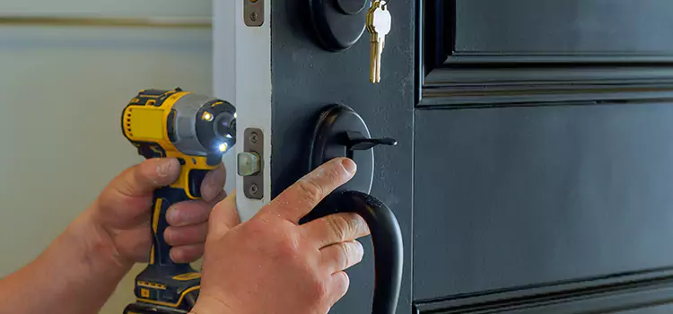 Commercial Door Lock Installation Golden Glades