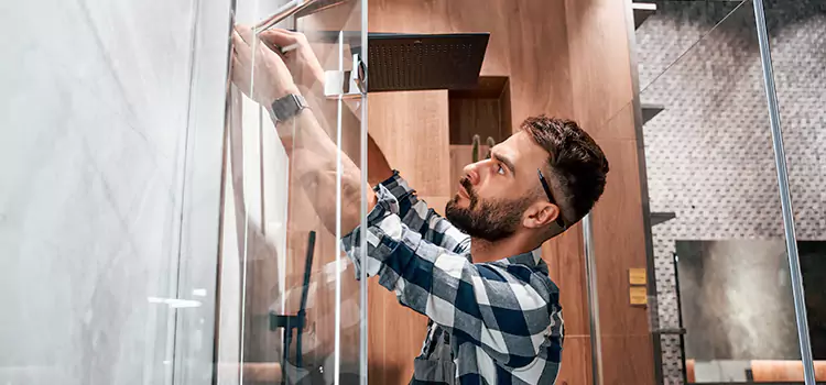 Replace Shower Doors with Frameless Golden Glades