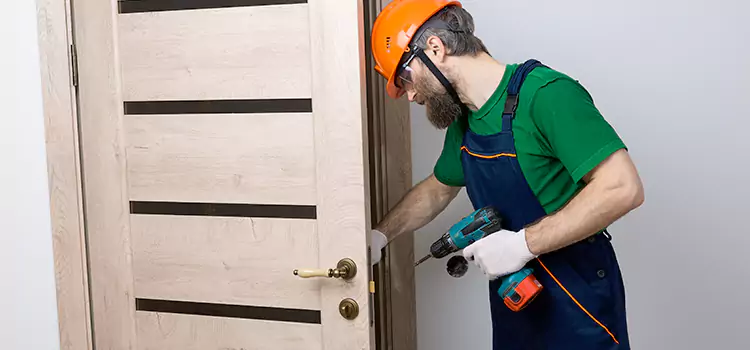 Replace Internal Door Handle with Lock Golden Glades