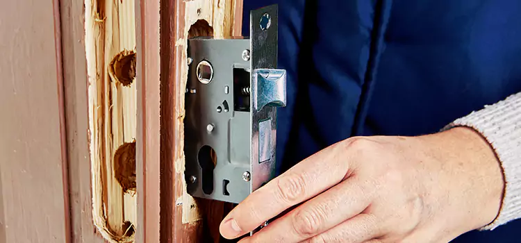 Garage Door Lock Replacement Golden Glades